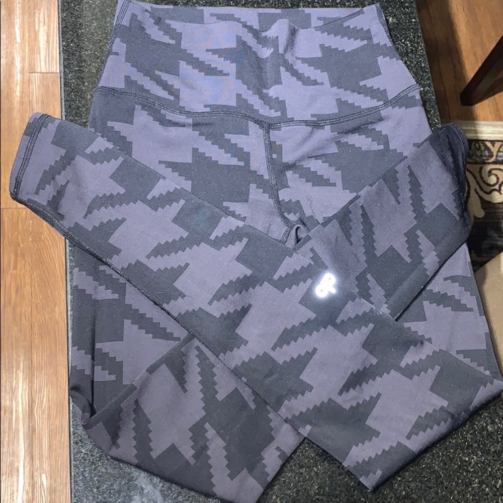 Alo Yoga Airbrush Leggings